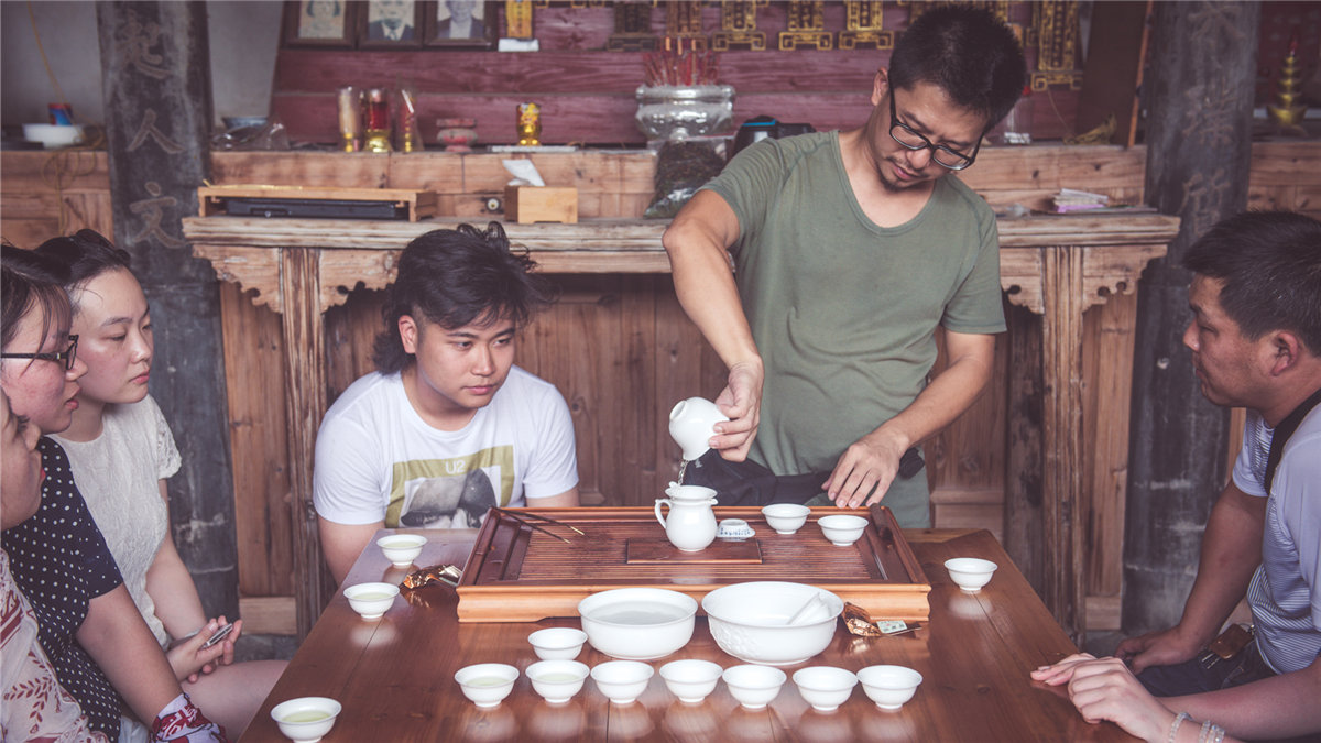 茶——像闽南人一样泡茶食——寻找旮旯古早味海——中国最美的八大